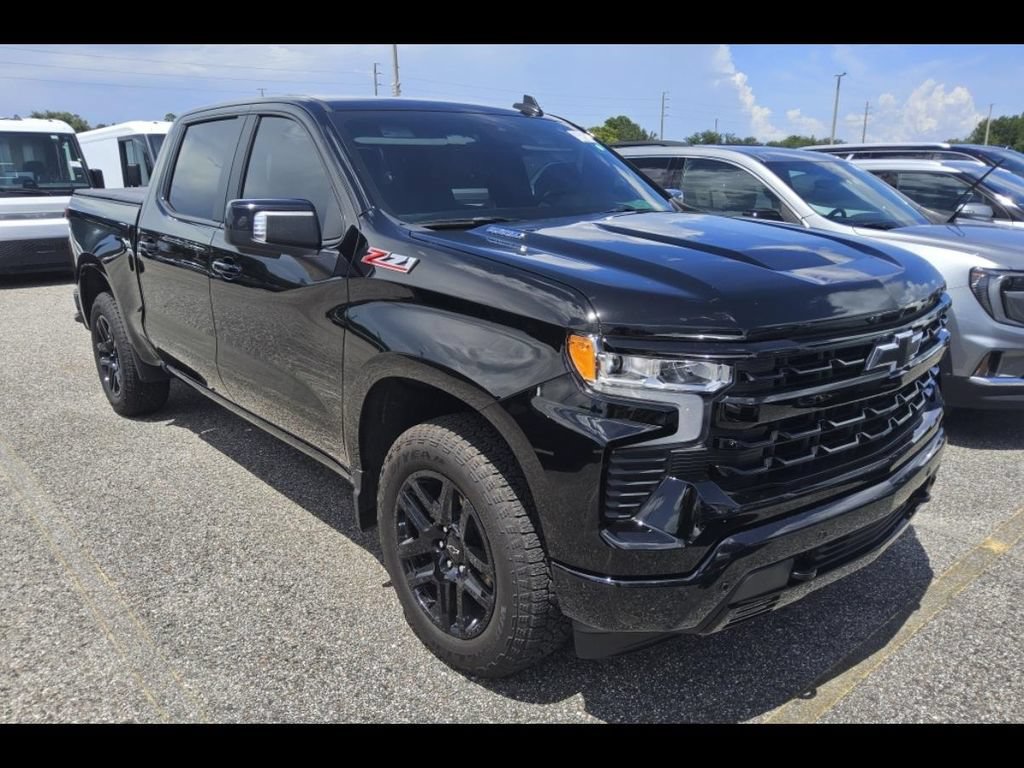 Used 2025 Chevrolet Silverado 1500 RST AWD/4WD image 6