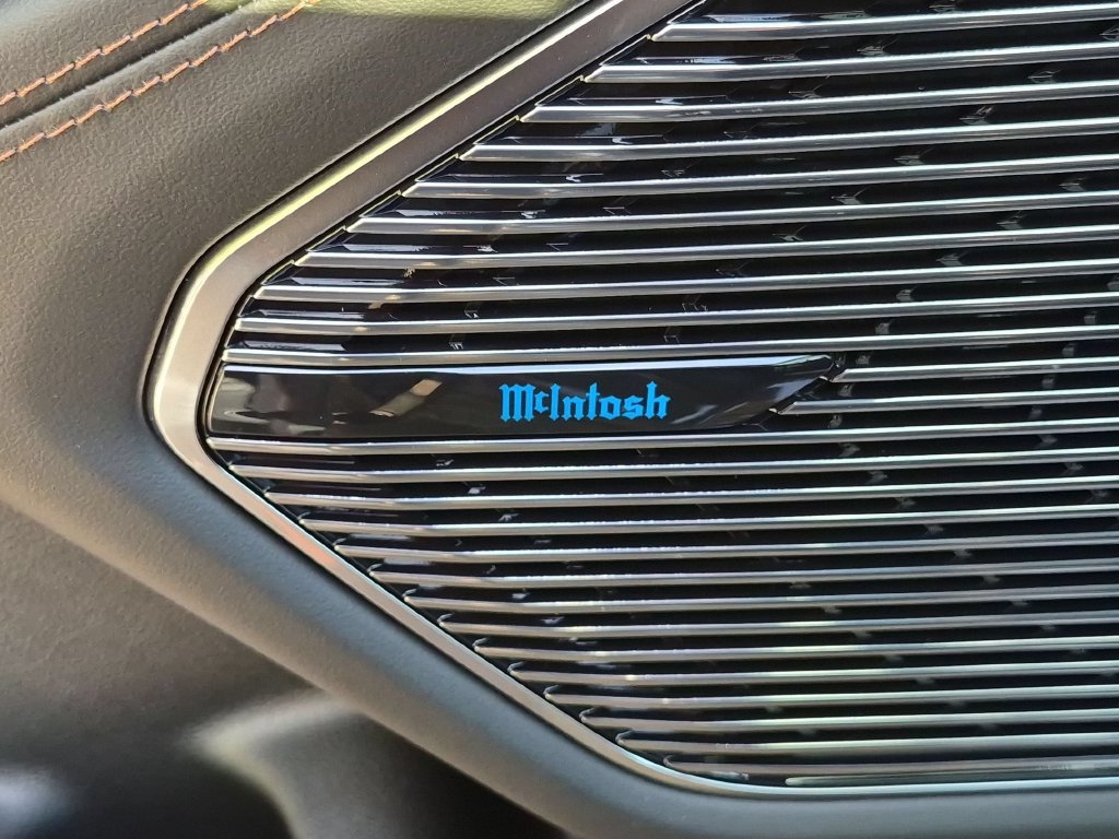 New 2027 Jeep Grand Cherokee Summit AWD/4WD image 30