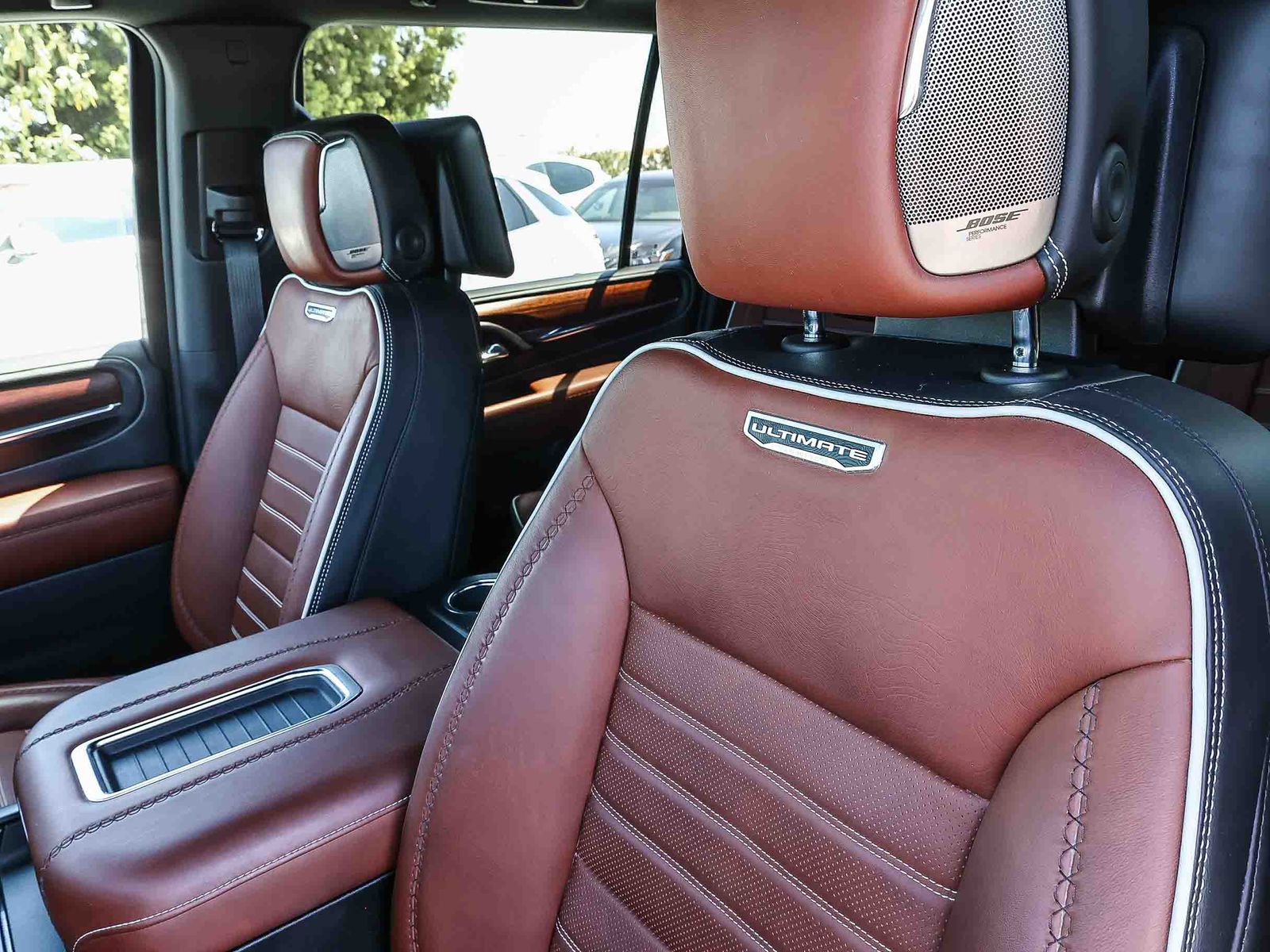 Used 2023 GMC Yukon XL Denali Ultimate AWD/4WD image 28