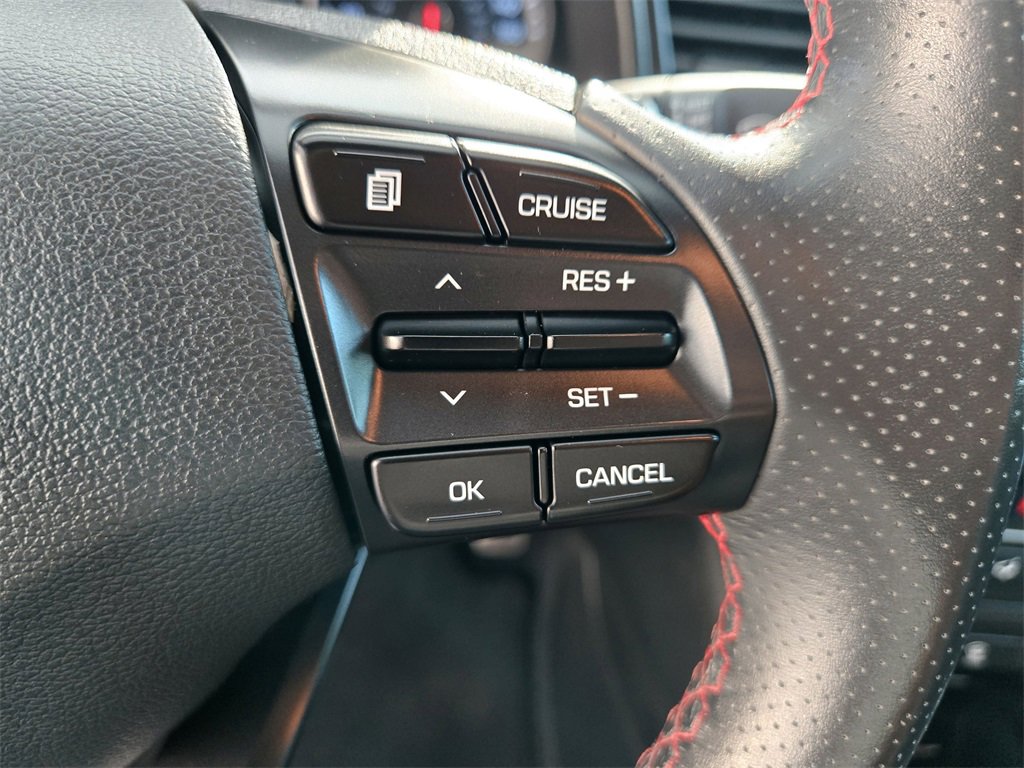 Used 2018 Hyundai Elantra Sport image 16