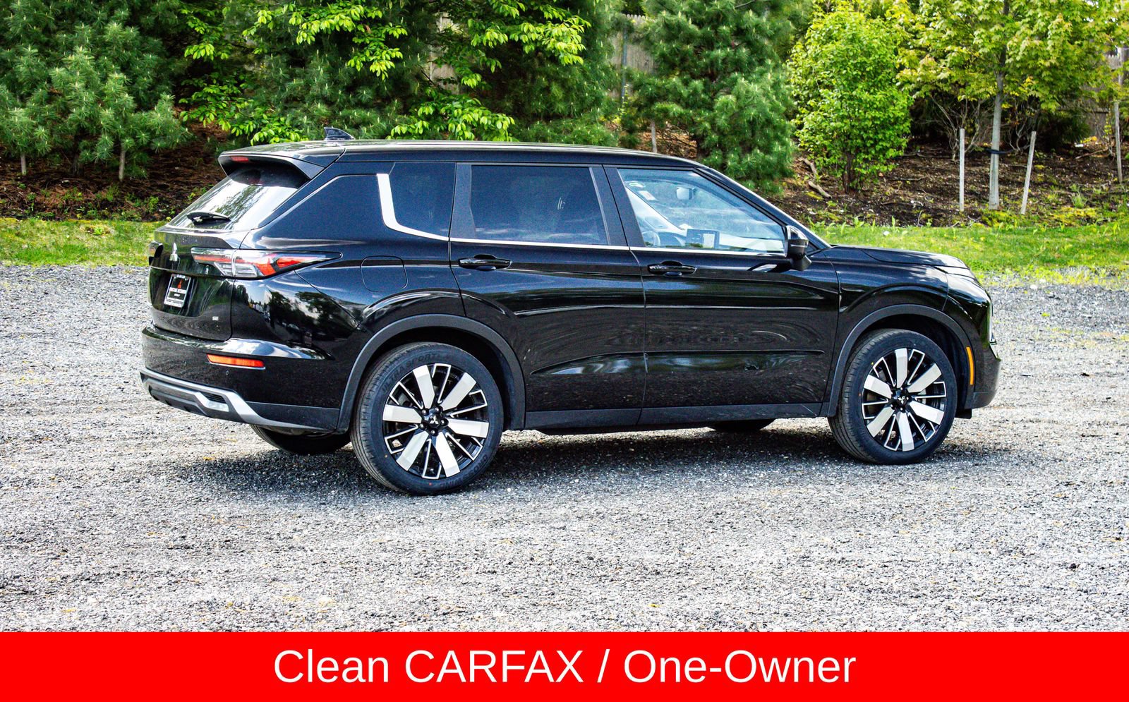 Used 2025 Mitsubishi Outlander SE AWD/4WD image 8