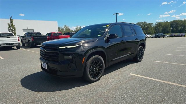 New 2026 Chevrolet Traverse LT w/ Midnight/Sport Edition image 4