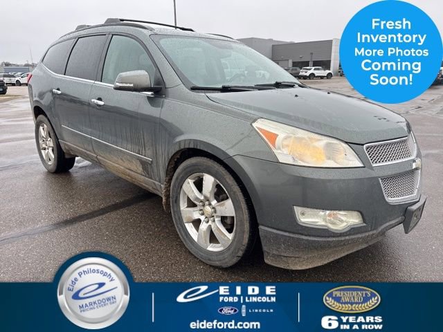 Used 2011 Chevrolet Traverse LTZ image 1