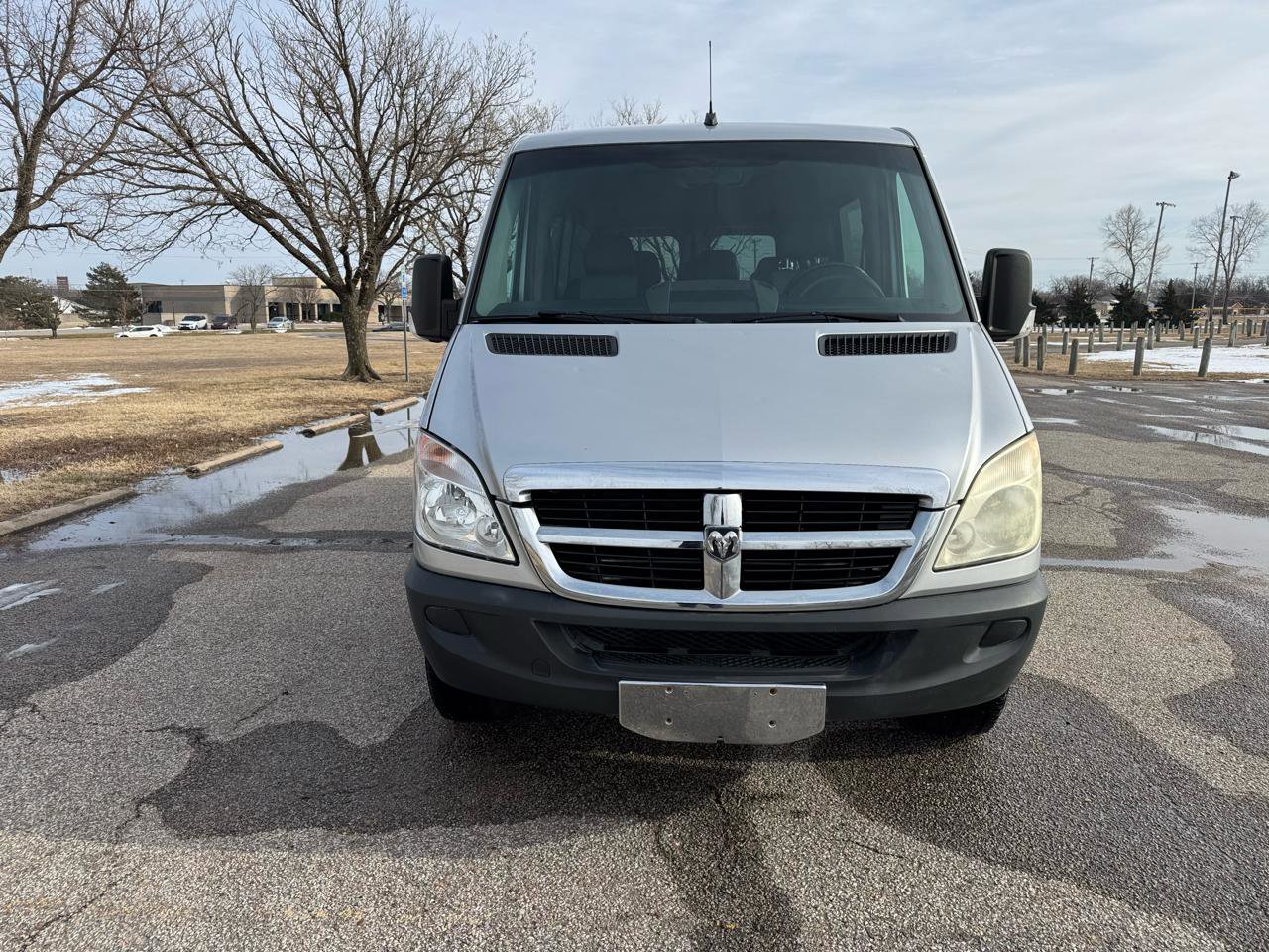 Used 2007 Dodge Sprinter 2500 w/ Cooling Group image 4