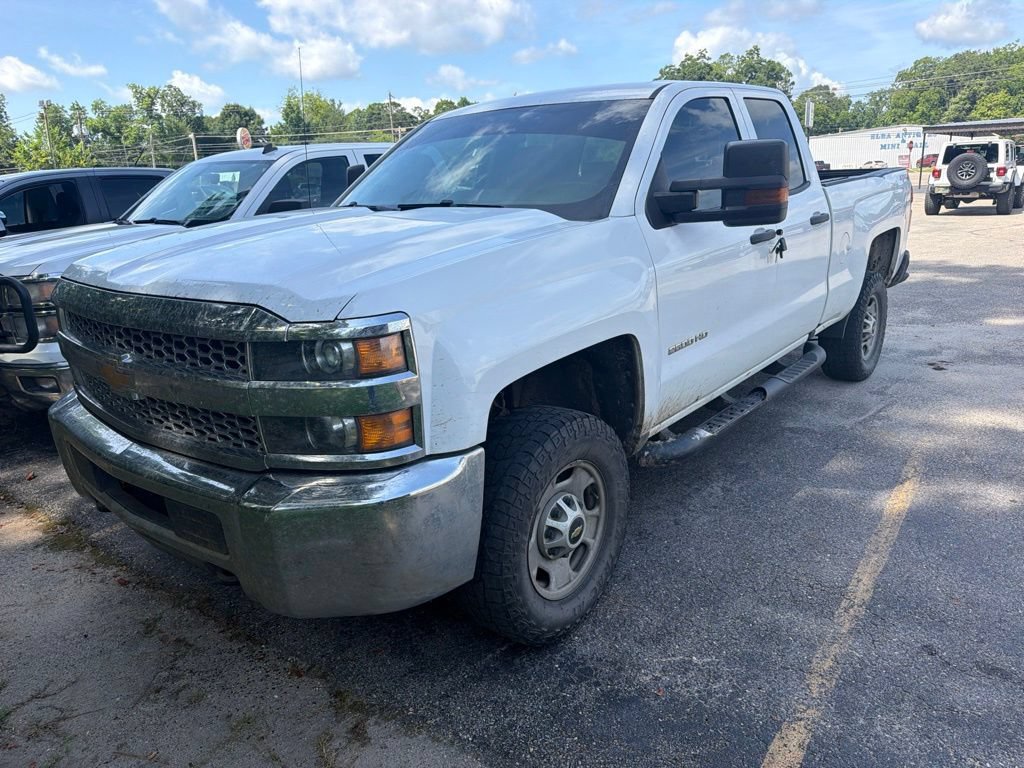 Used 2019 Chevrolet Silverado 2500 W/T AWD/4WD image 1