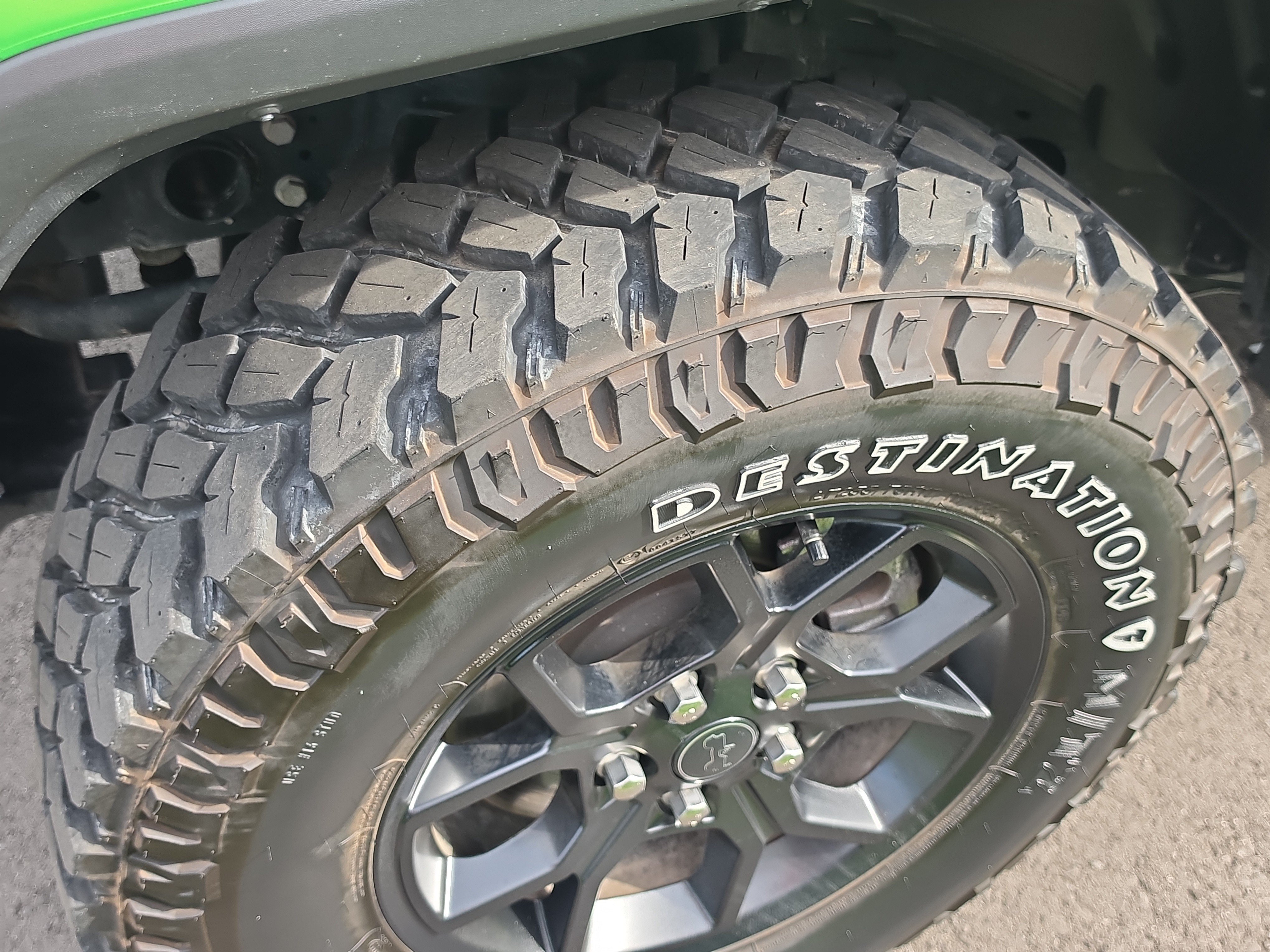 Used 2025 Jeep Gladiator Sport AWD/4WD image 11