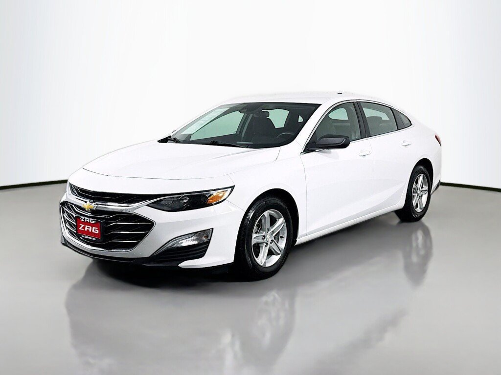 Used 2023 Chevrolet Malibu LS FWD image 1