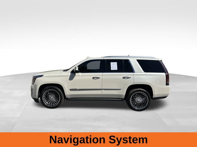 Used 2015 Cadillac Escalade Premium image 2