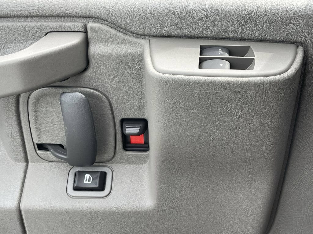 New 2025 GMC Savana 3500 w/ Power Convenience Package RWD image 22