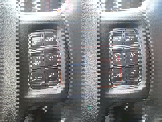 Used 2015 RAM 1500 Sport w/ Remote Start & Security Group image 18