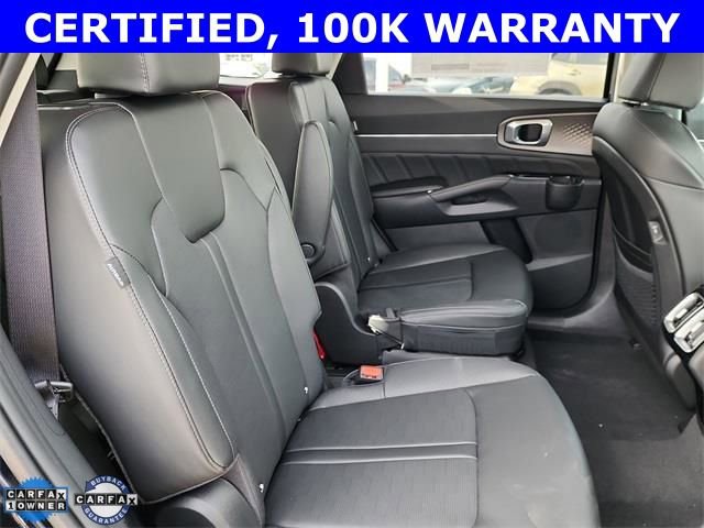 Certified 2025 Kia Sorento SX image 18