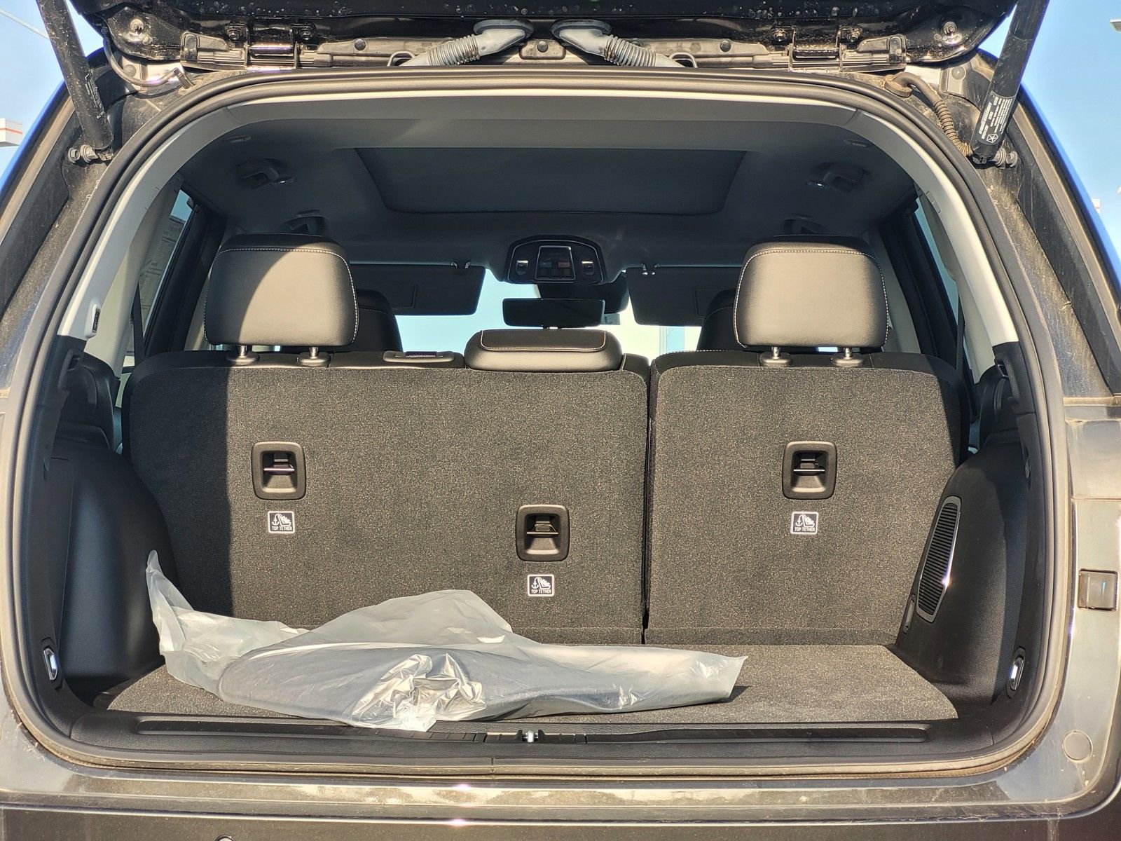 New 2024 Jeep Grand Cherokee Limited 4xe w/ Luxury Tech Group II image 17