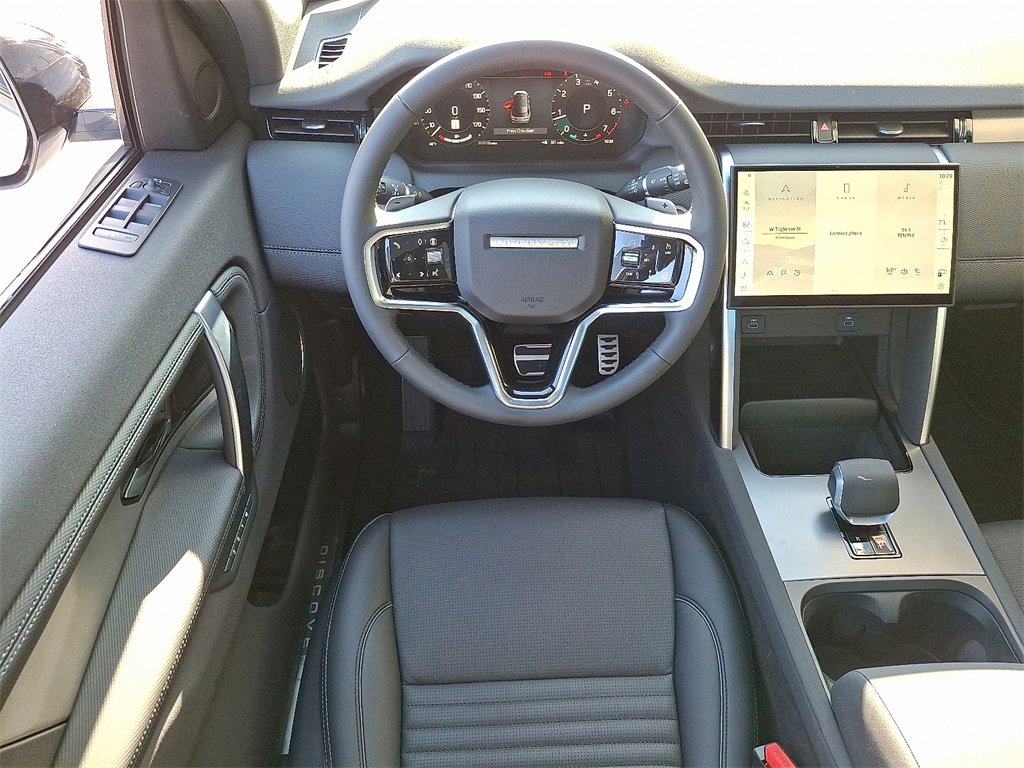 New 2025 Land Rover Discovery Sport Dynamic SE image 7