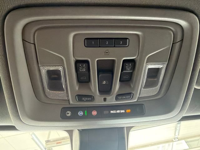 Certified 2021 GMC Sierra 2500 Denali w/ Denali Ultimate Package AWD/4WD image 28