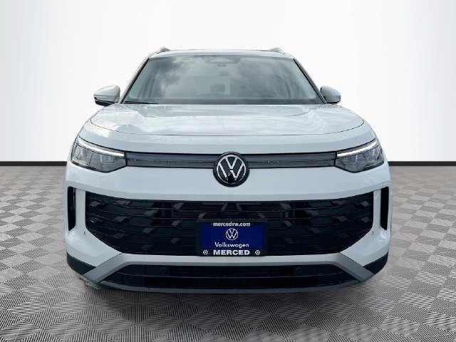 New 2026 Volkswagen Tiguan SE AWD/4WD image 2