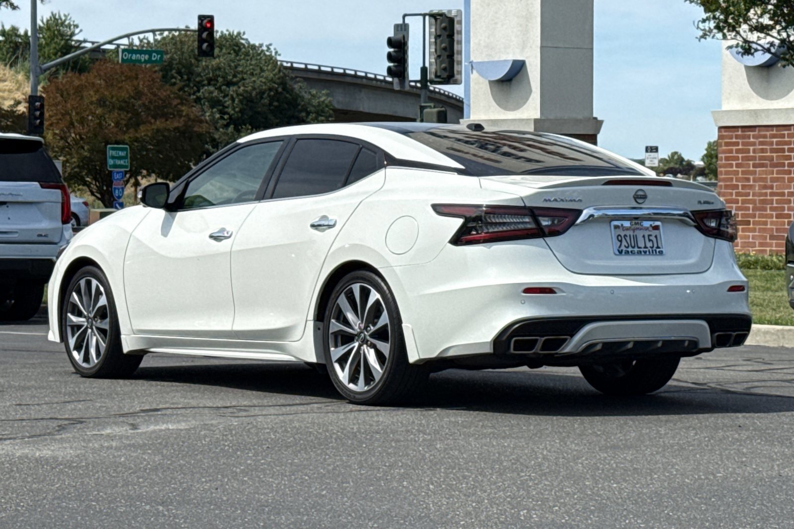 Used 2023 Nissan Maxima Platinum w/ Sport Mat Group FWD image 7