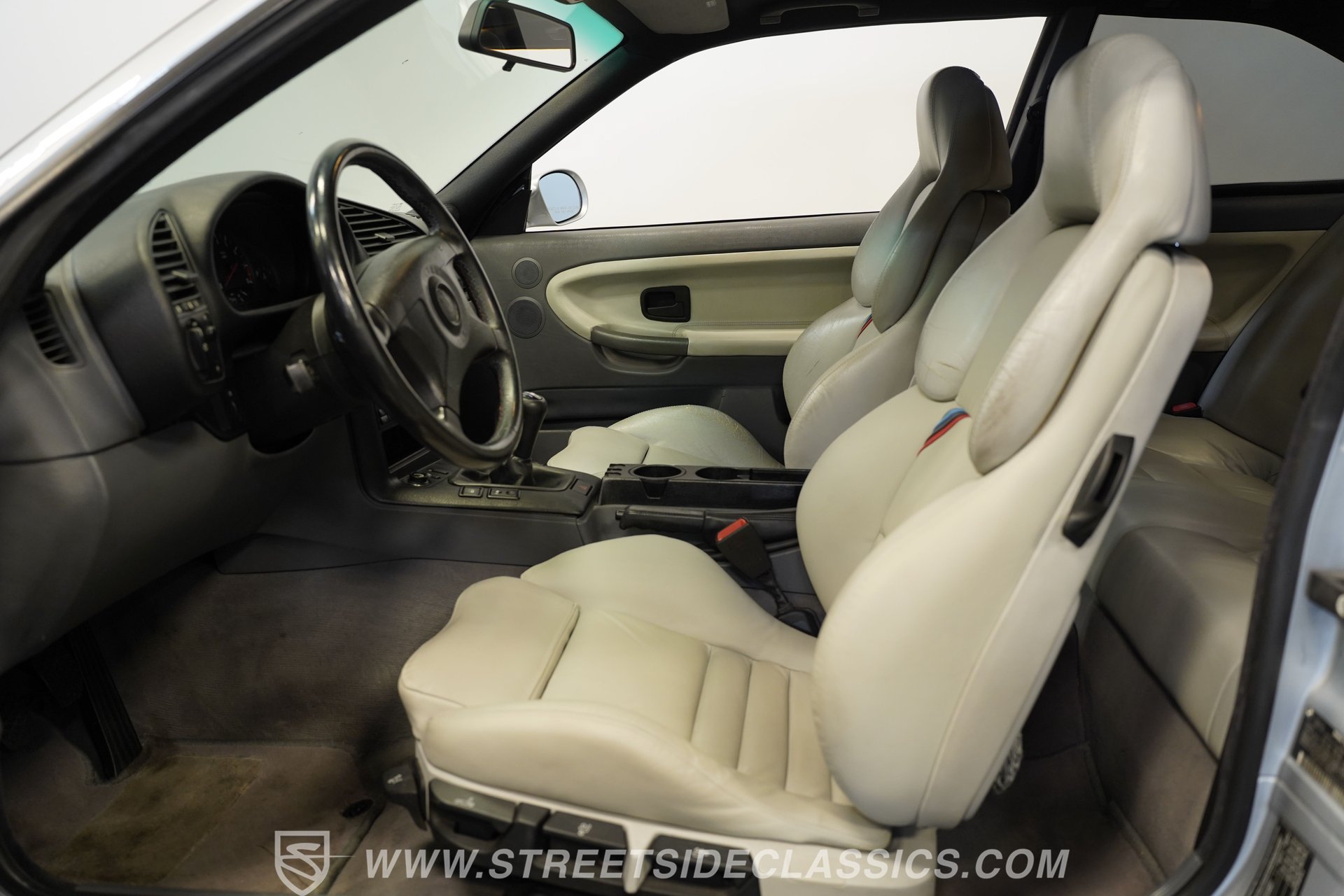 Used 1996 BMW M3 Coupe RWD image 3