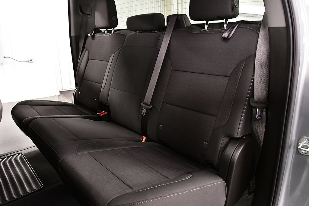 Used 2023 Chevrolet Silverado 1500 LT AWD/4WD image 30