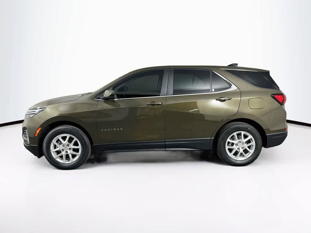 Used 2024 Chevrolet Equinox LT w/ LPO, Floor Liner Package FWD image 3