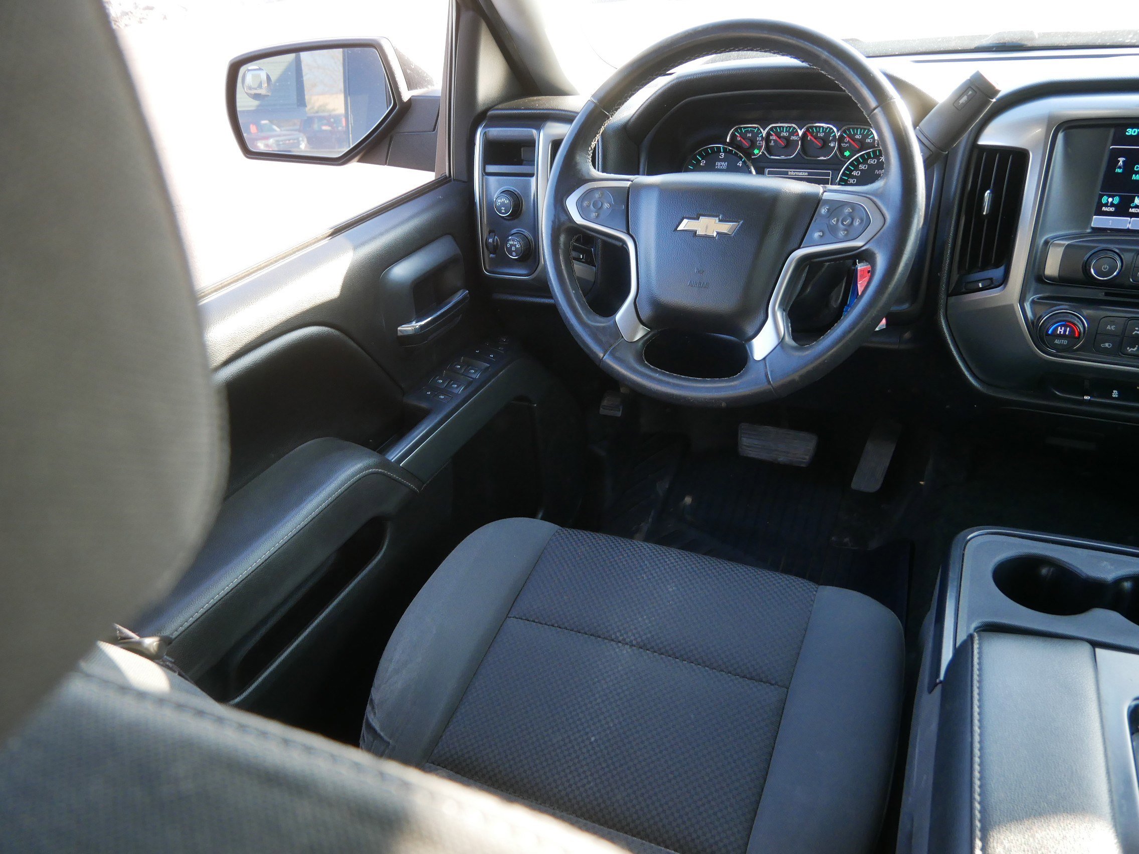 Used 2017 Chevrolet Silverado 1500 LT w/ All Star Edition image 9