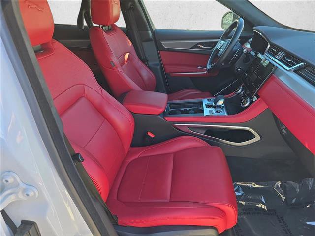 Certified 2025 Jaguar F-PACE R-Dynamic S image 10