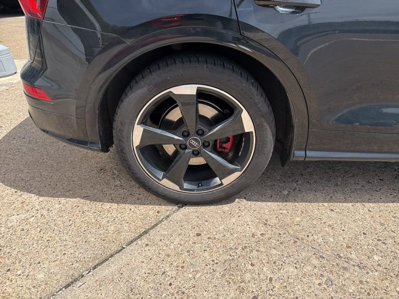 Used 2020 Audi SQ5 Premium Plus w/ Premium Plus Package AWD/4WD image 7