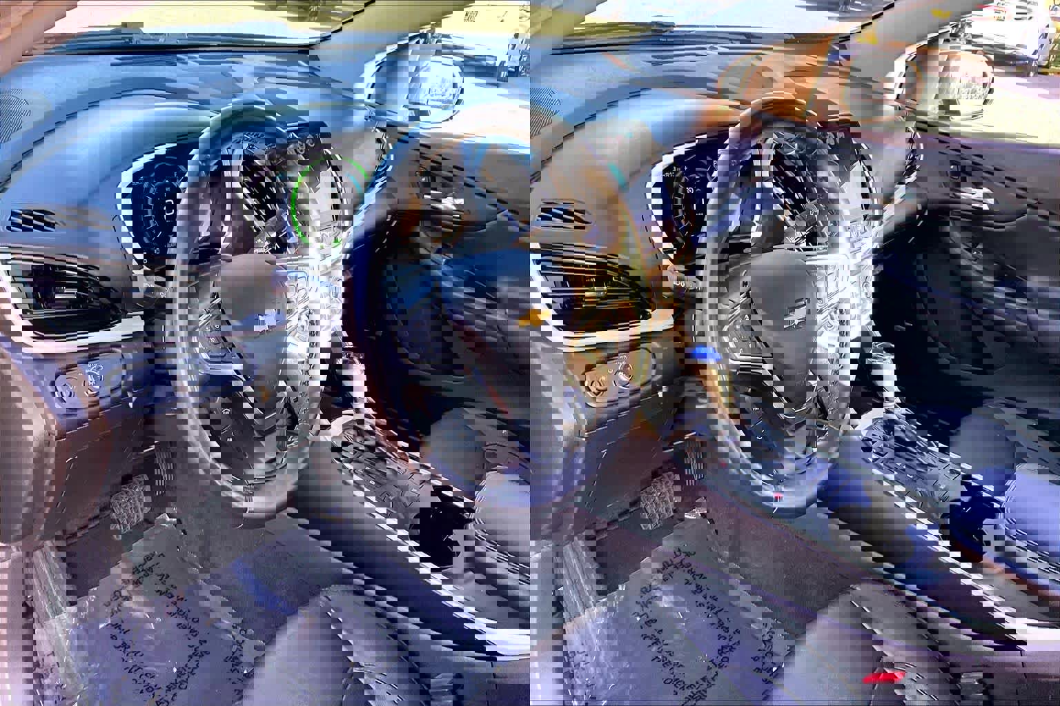 Used 2017 Chevrolet Volt LT w/ Comfort Package image 17