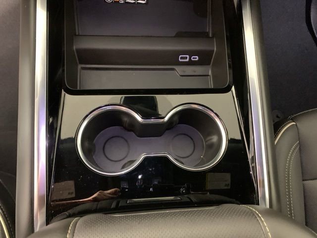 Used 2025 Chevrolet Tahoe Premier image 28