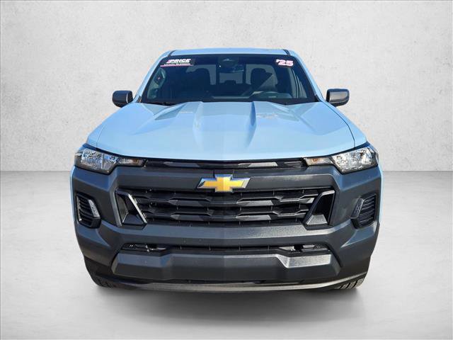 Used 2025 Chevrolet Colorado W/T w/ WT Custom Package image 2