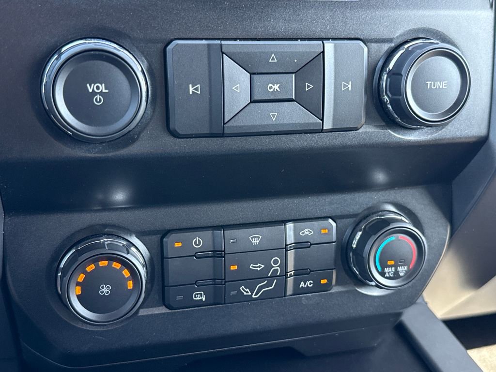 Certified 2019 Ford F250 XLT w/ XLT Value Package image 21