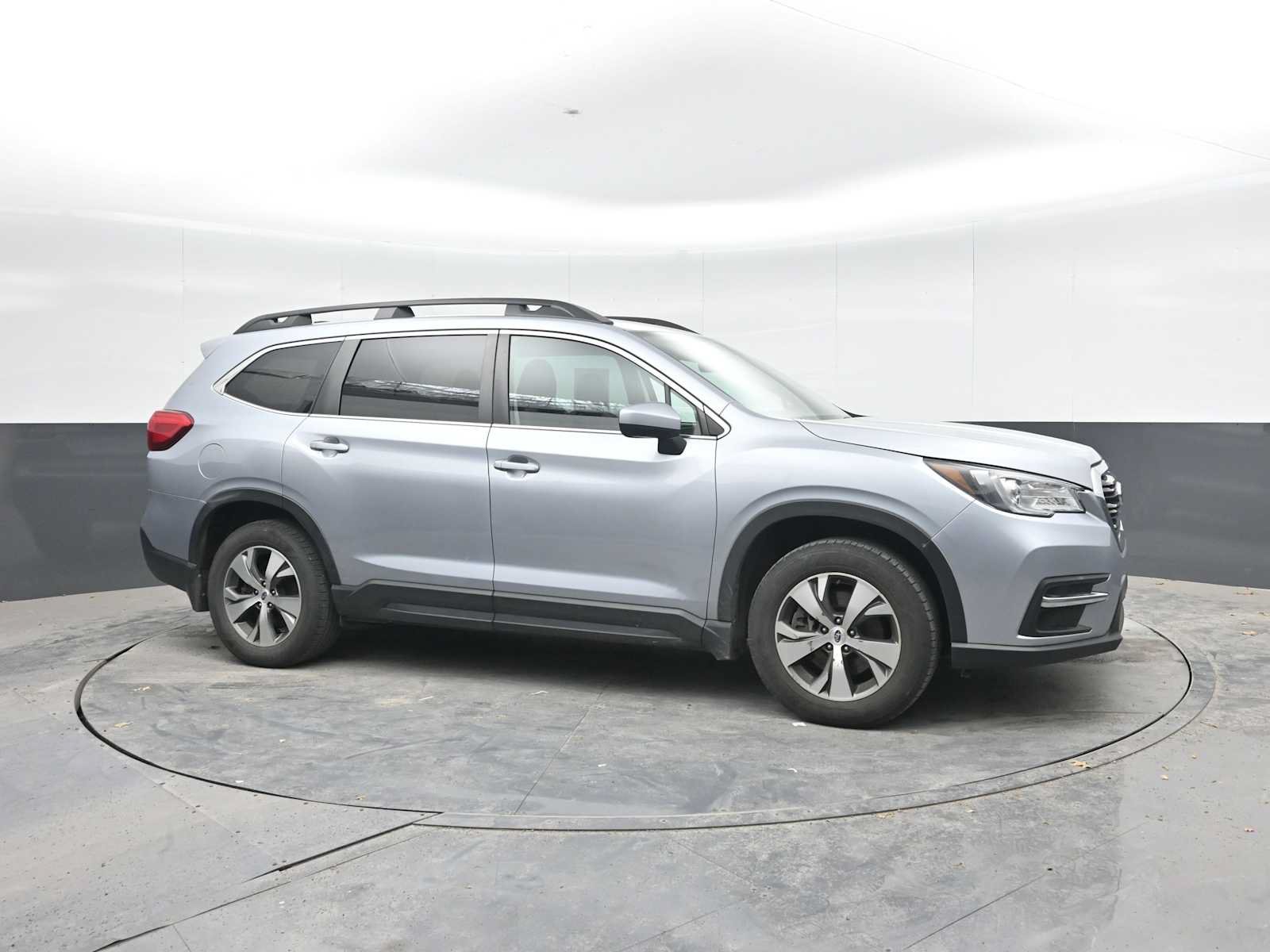 Used 2021 Subaru Ascent Premium w/ Convenience Package AWD/4WD image 8