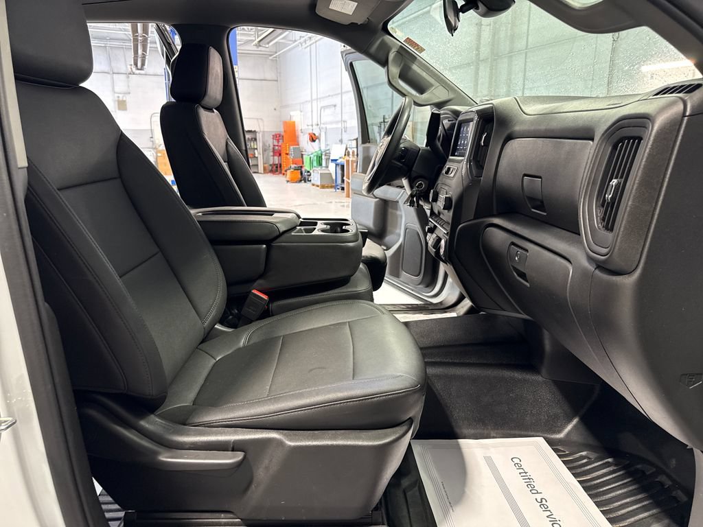 Used 2022 Chevrolet Silverado 3500 W/T AWD/4WD image 31