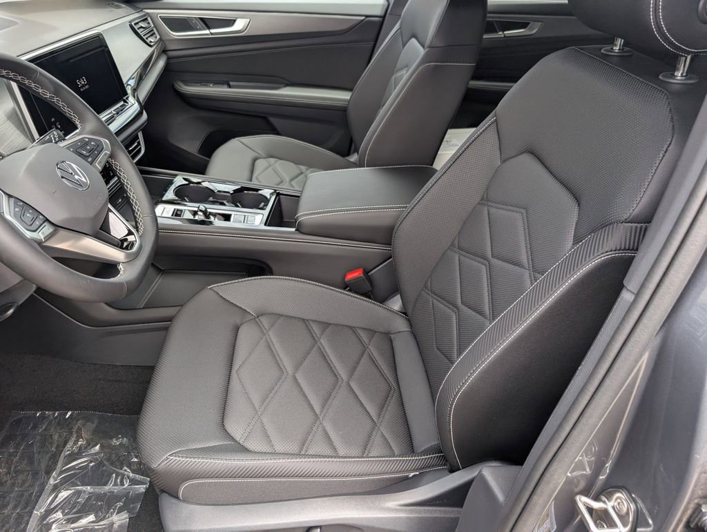 New 2025 Volkswagen Atlas Cross Sport SE image 11