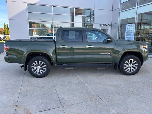 Used 2021 Toyota Tacoma Limited AWD/4WD image 9
