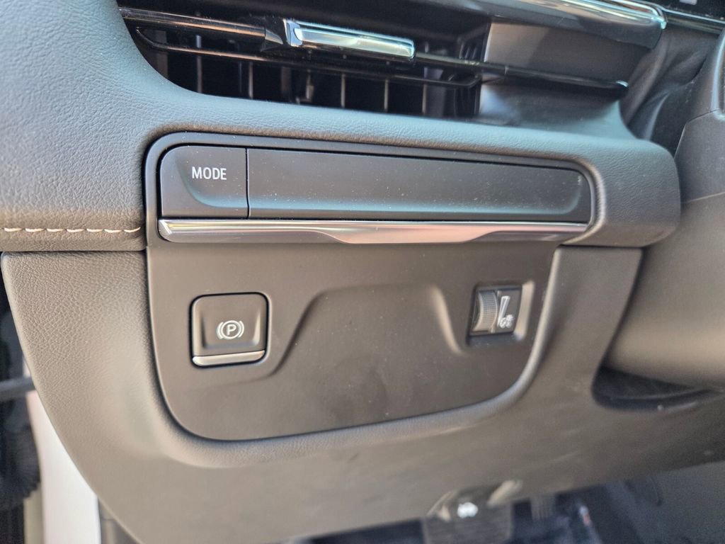 Used 2023 Cadillac Escalade Premium Luxury image 25