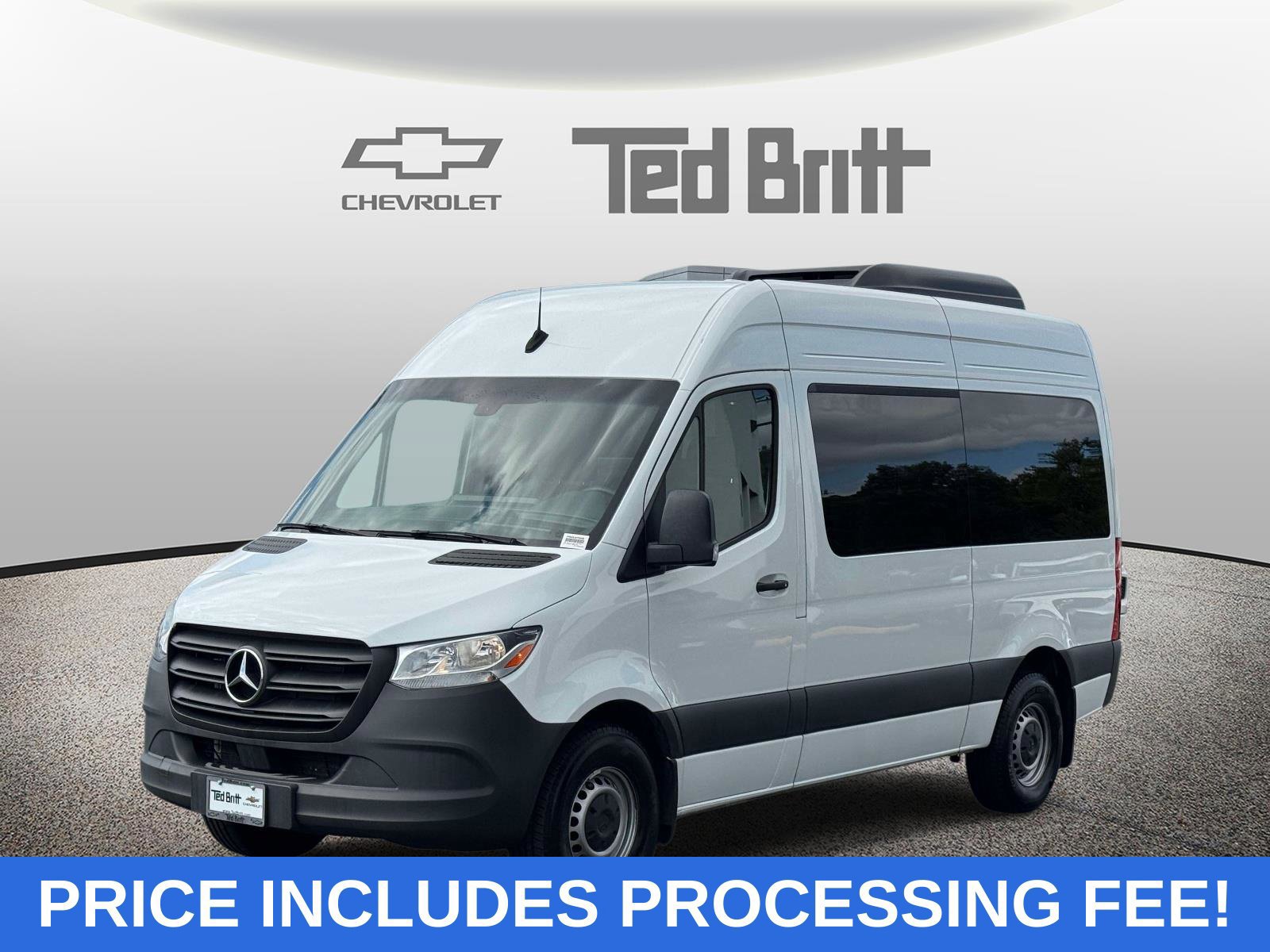 Used 2024 Mercedes-Benz Sprinter 2500 image 1