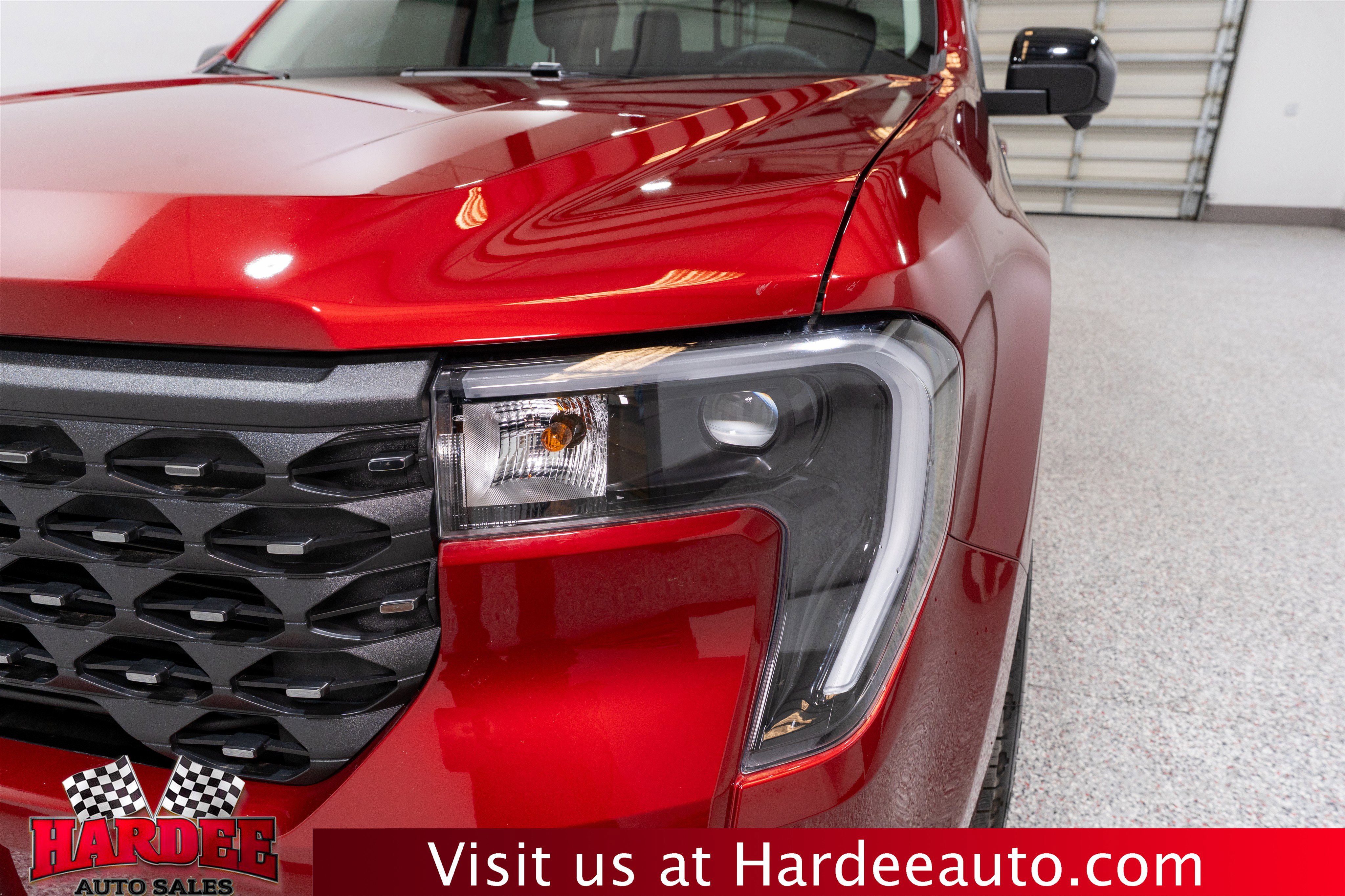 Used 2025 Ford Maverick Lariat w/ 4K Tow Package image 8