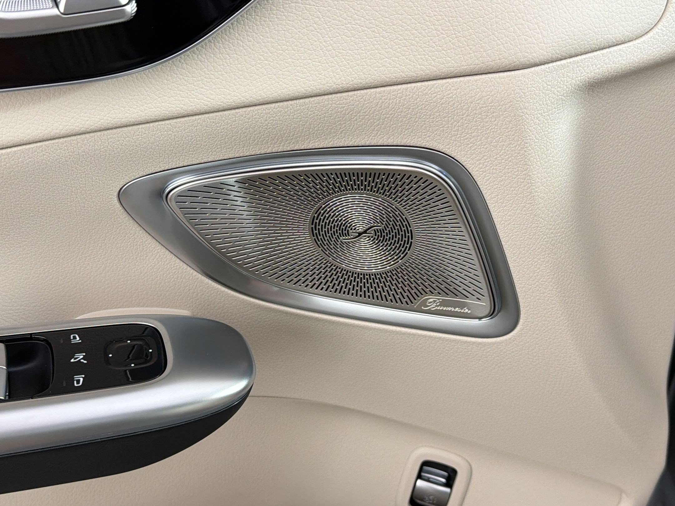 New 2026 Mercedes-Benz C 300 4MATIC Sedan image 21