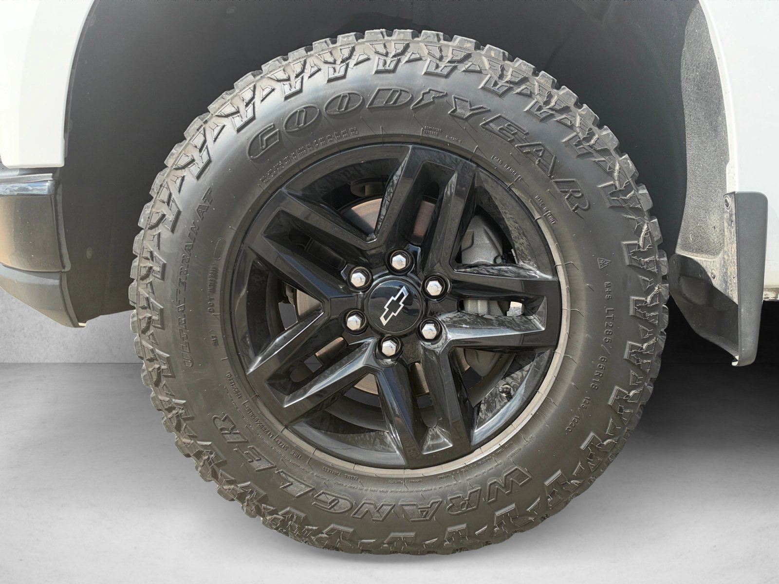 Used 2021 Chevrolet Silverado 1500 LT Trail Boss AWD/4WD image 9