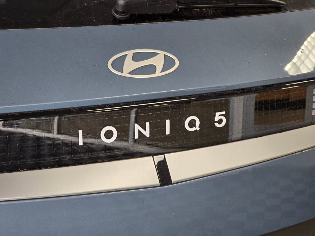 New 2026 Hyundai Ioniq 5 SE image 15