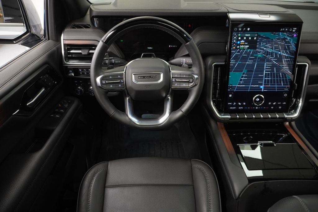 Used 2025 GMC Yukon Denali w/ Denali Reserve Package image 24