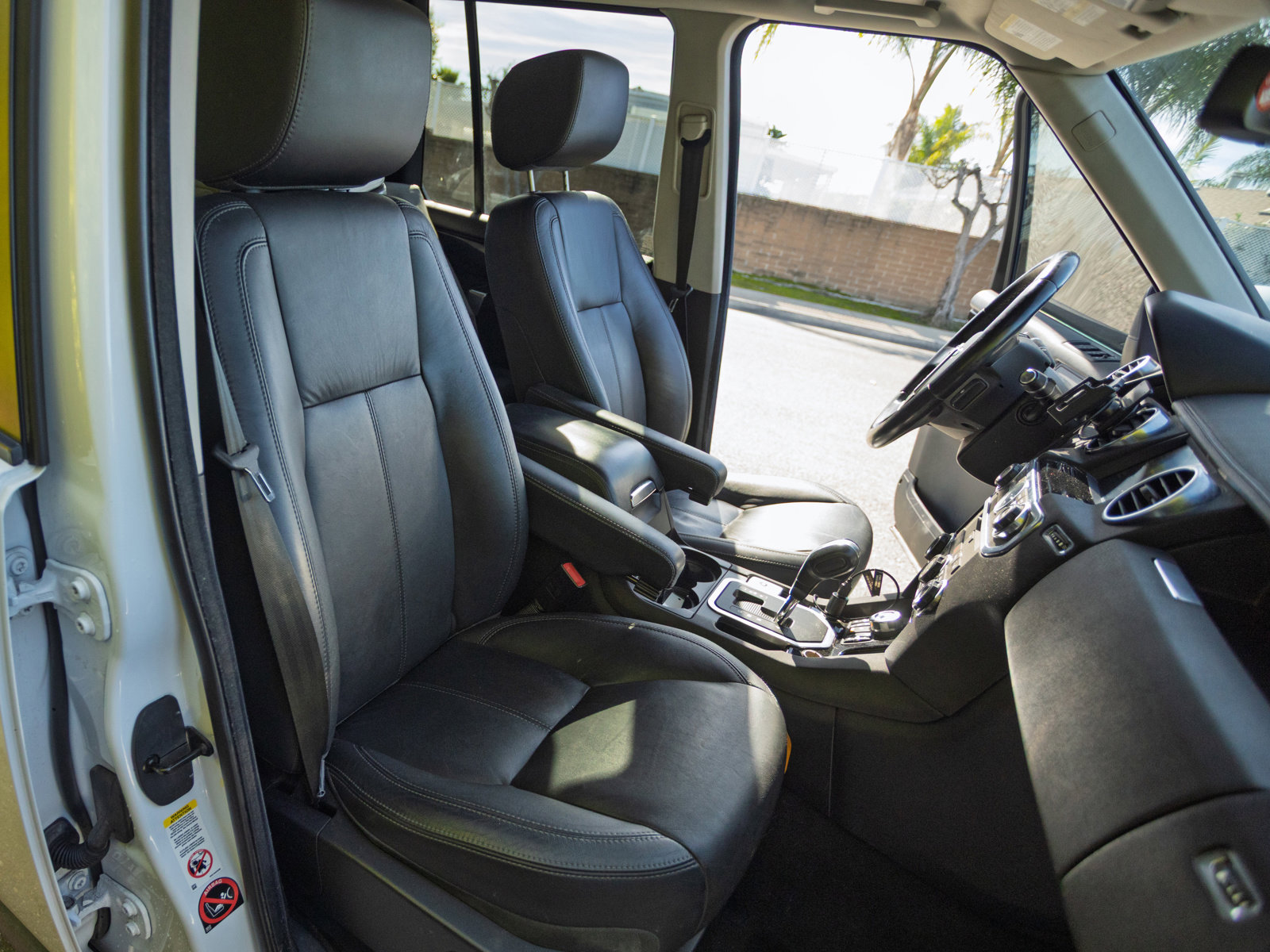 Used 2012 Land Rover LR4 HSE LUX image 25