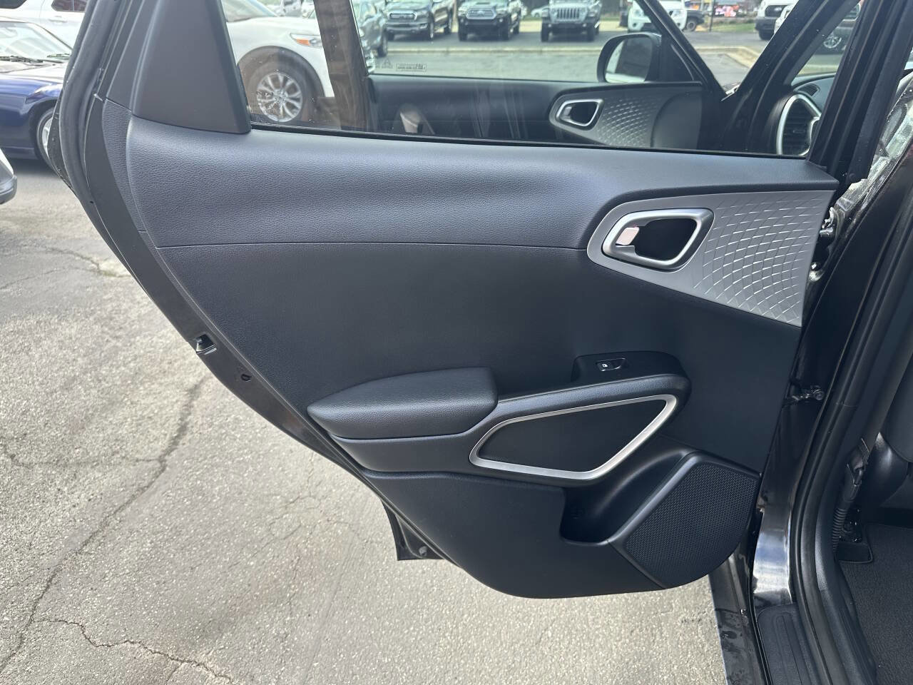 Used 2024 Kia Soul LX w/ Option Group 015 image 12