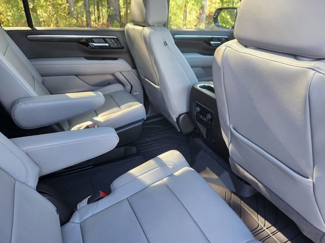 New 2026 Chevrolet Suburban Z71 w/ Comfort Package image 9