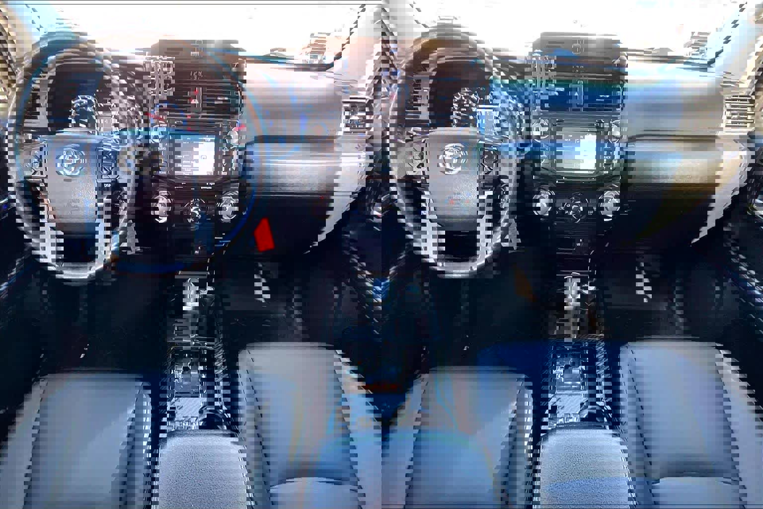 Used 2018 Toyota 4Runner TRD Off-Road image 14