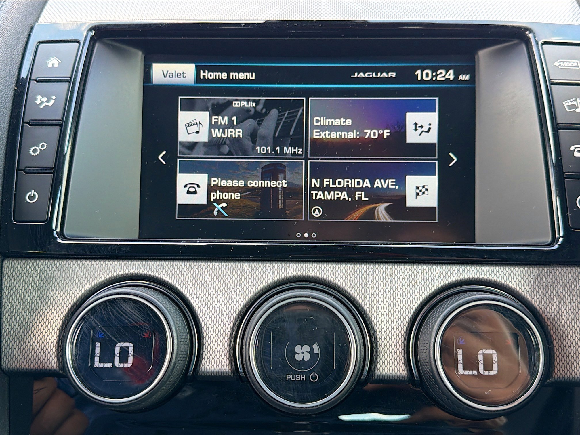 Used 2017 Jaguar F-TYPE Coupe image 27