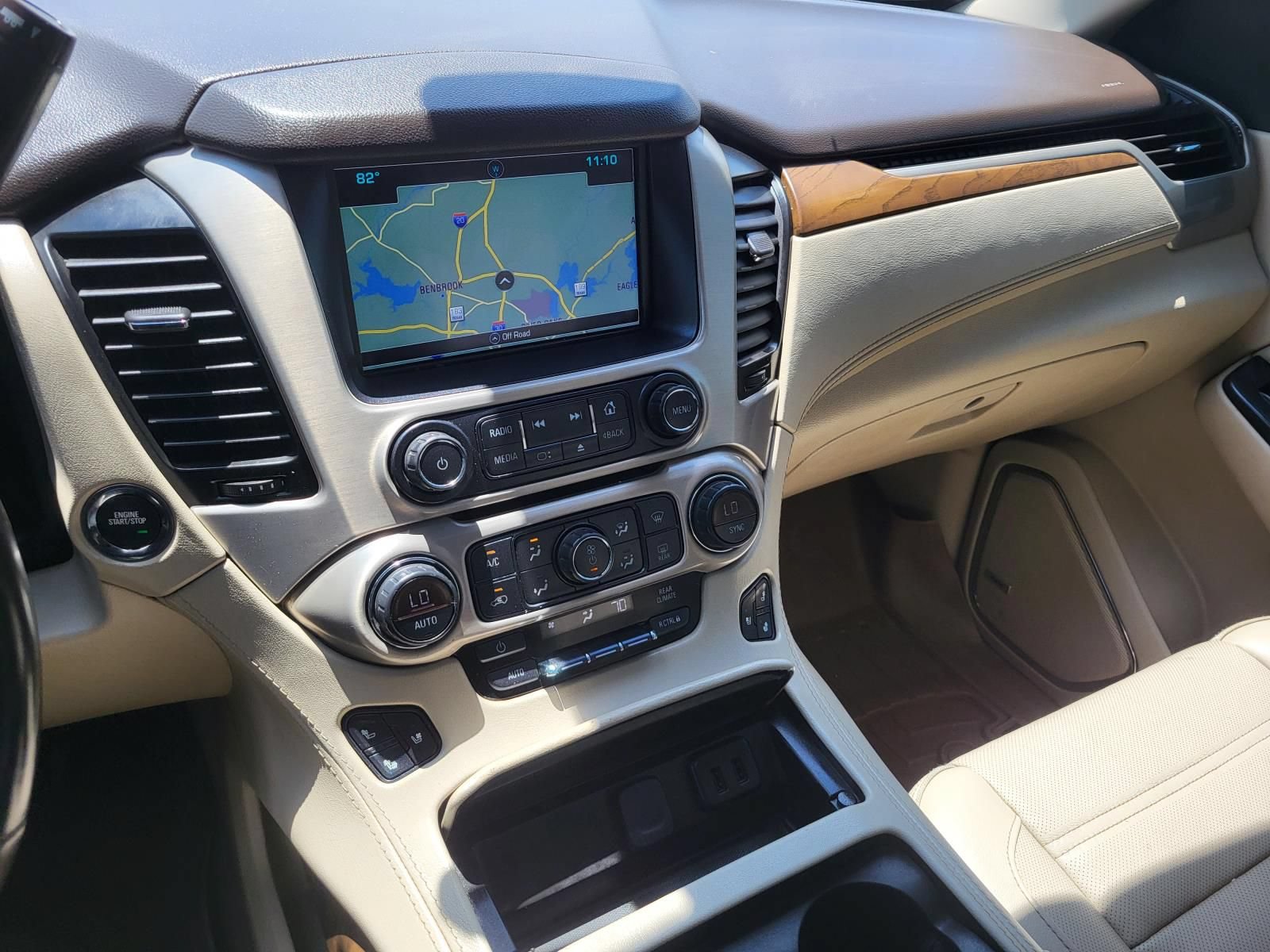 Used 2019 GMC Yukon XL Denali w/ Open Road Package AWD/4WD image 24