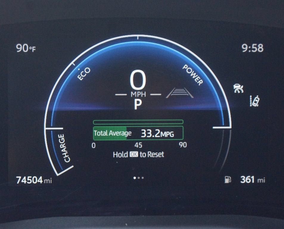 Used 2025 Toyota Camry SE FWD image 4