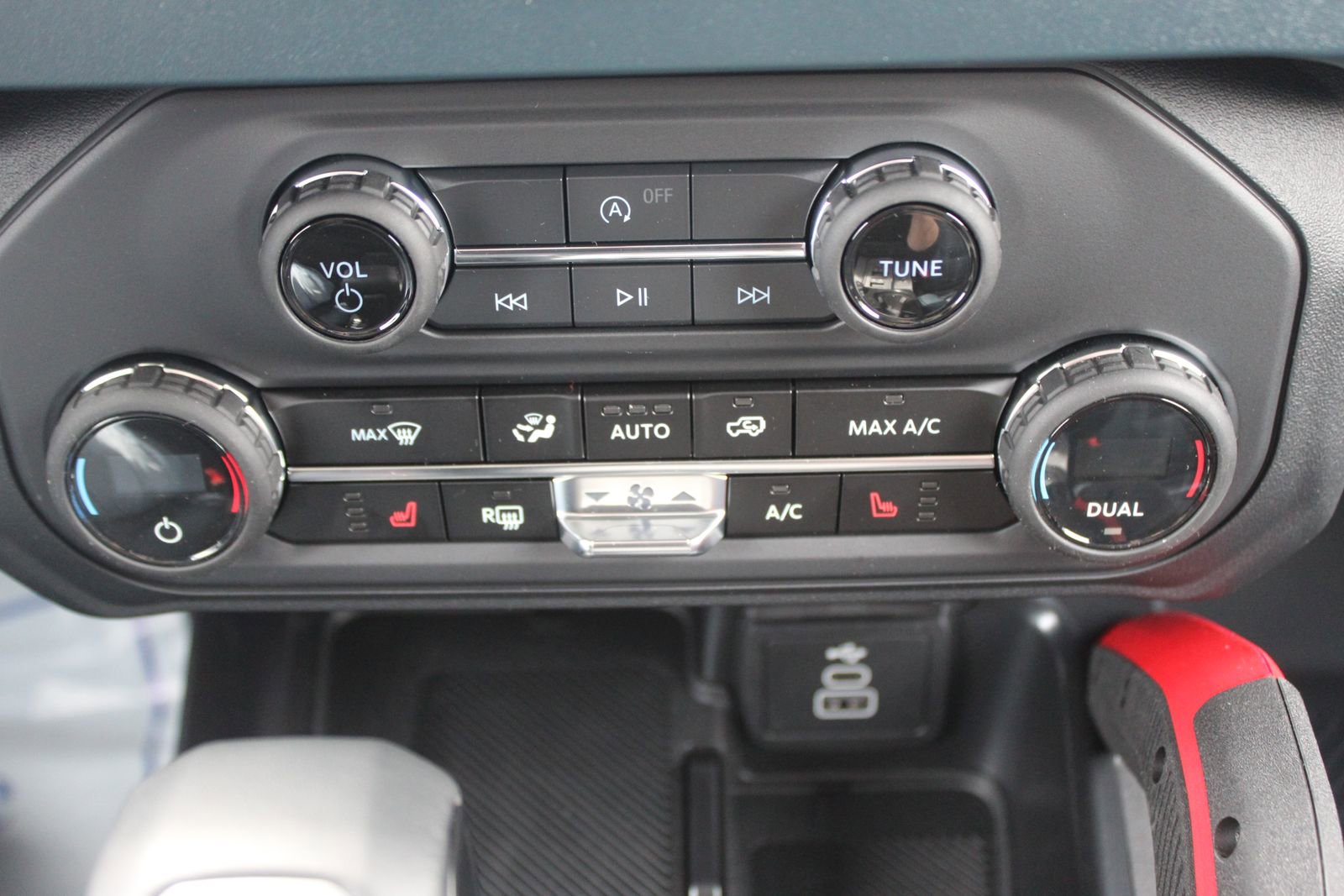 New 2026 Ford Bronco Heritage Edition image 37