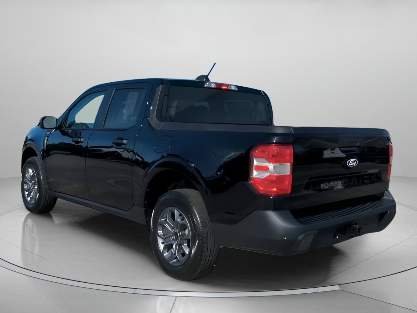 New 2026 Ford Maverick XLT w/ Equipment Group 301A AWD/4WD image 21